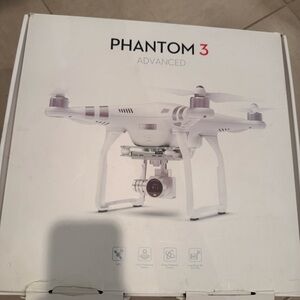 DJI Phantom 3 Advanced in White